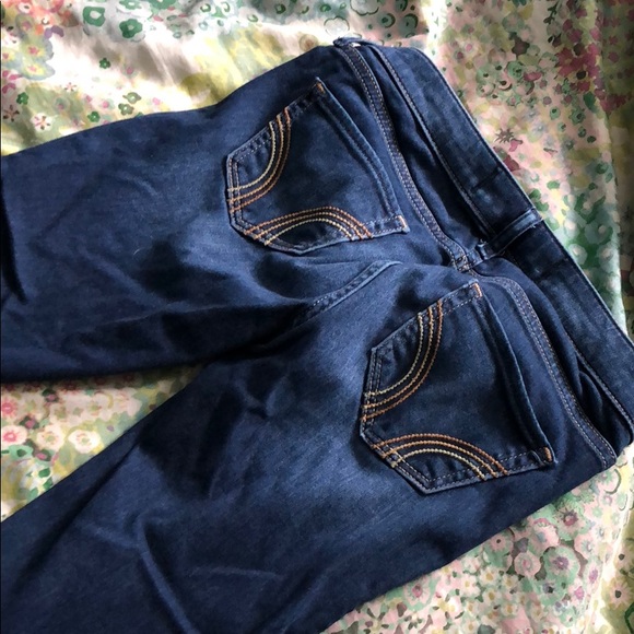 hollister jeans - Picture 2 of 2